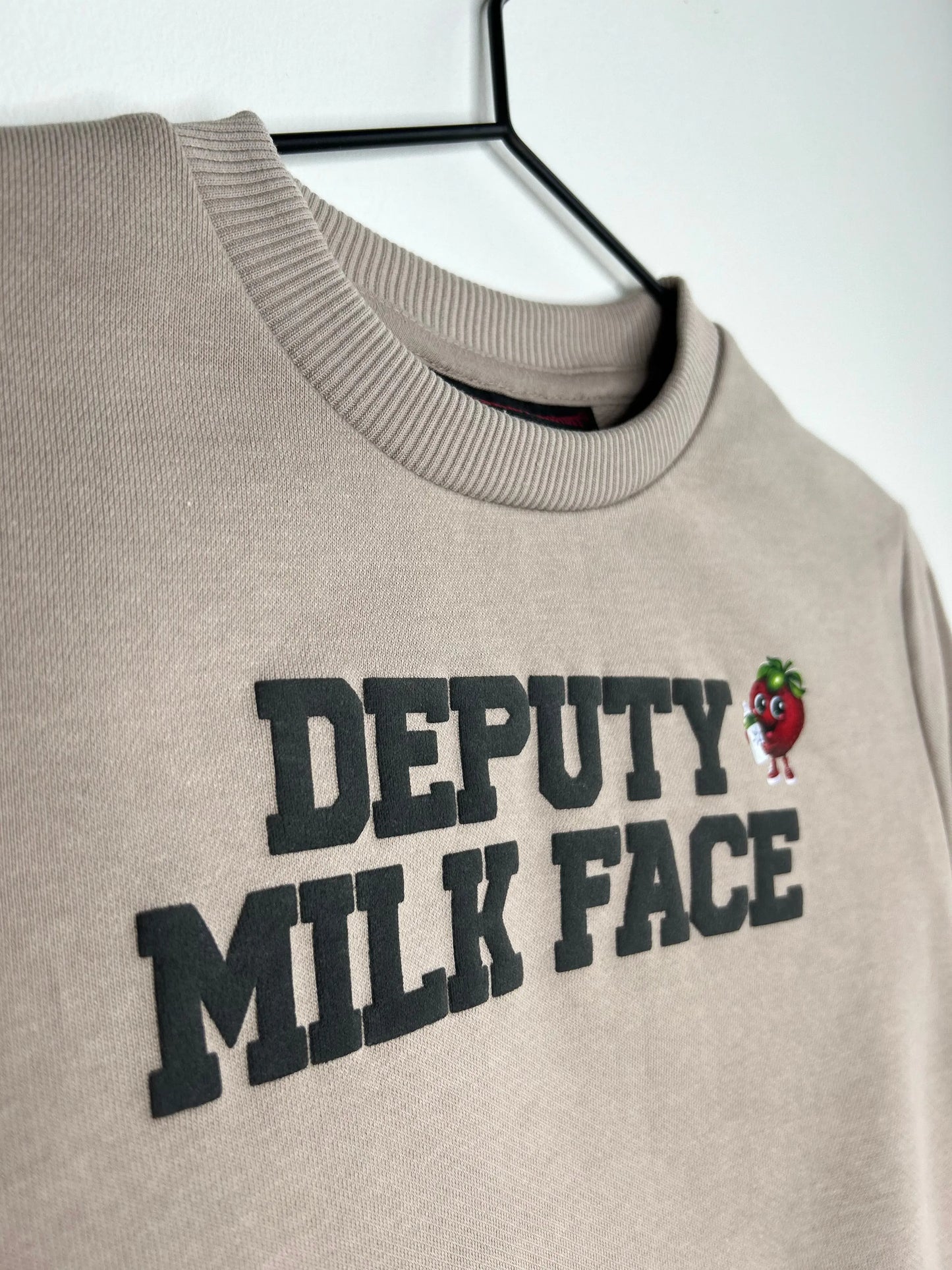 ‘DEPUTY MILK FACE’ Crewneck Strawberry Bandit